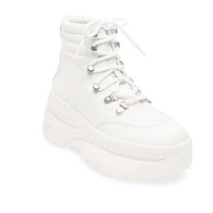 Steve Madden White Leather Lace Up  Bootie/ Husky